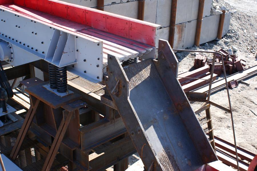 How did the production line of 500 tons of sand and gravel built the biological line?