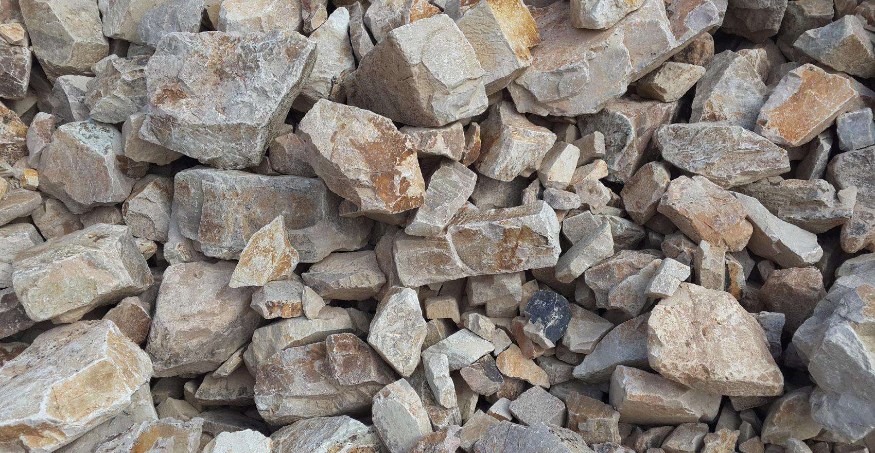 How to choose the potassium feldspar powder making equipment